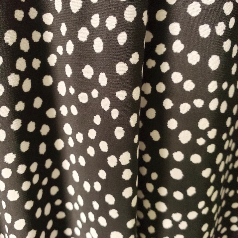 🔥Evan Picone Black and White Polka Dot Halter-Like Neckline🔥 - Picture 7 of 8